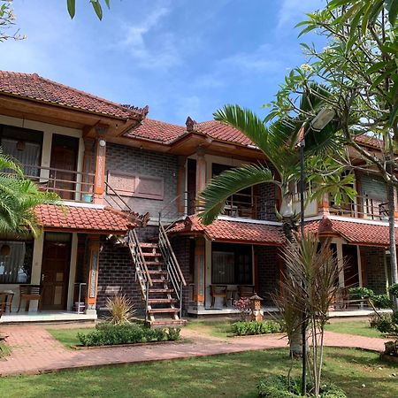 Lovina Beach Hotel Екстериор снимка