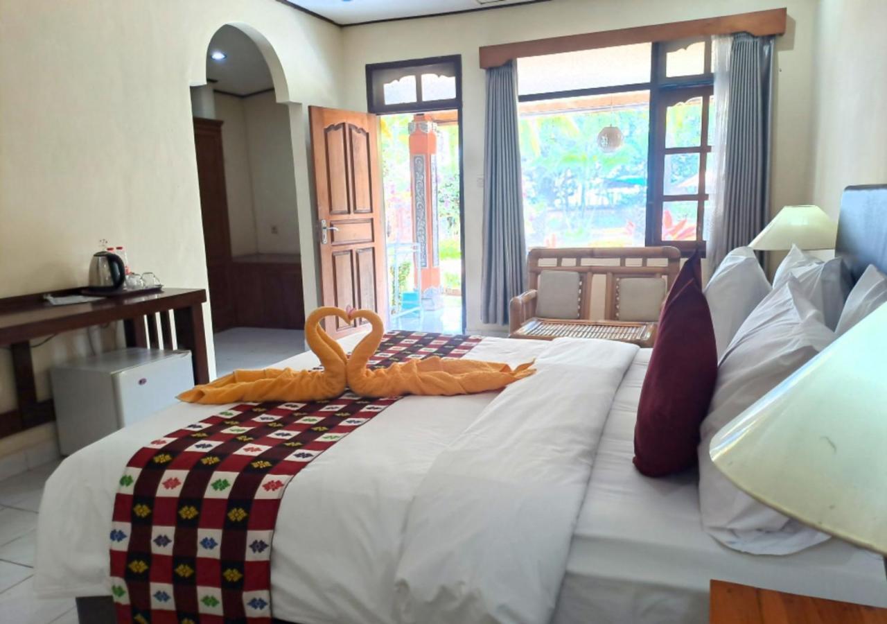 Lovina Beach Hotel Екстериор снимка
