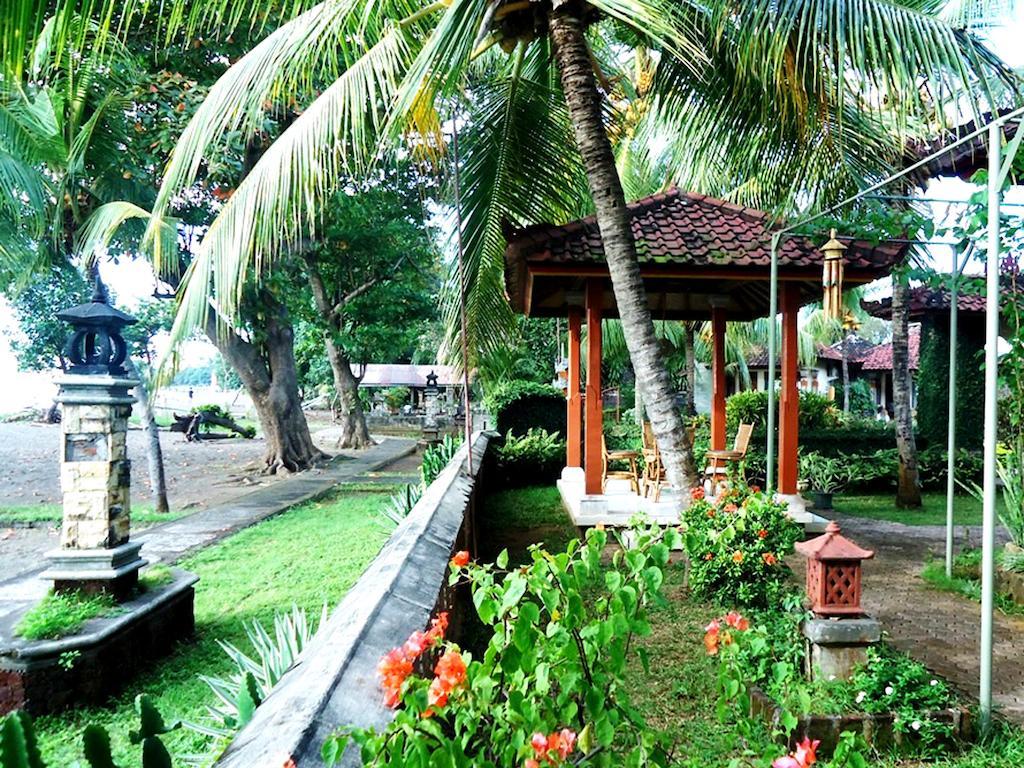 Lovina Beach Hotel Екстериор снимка